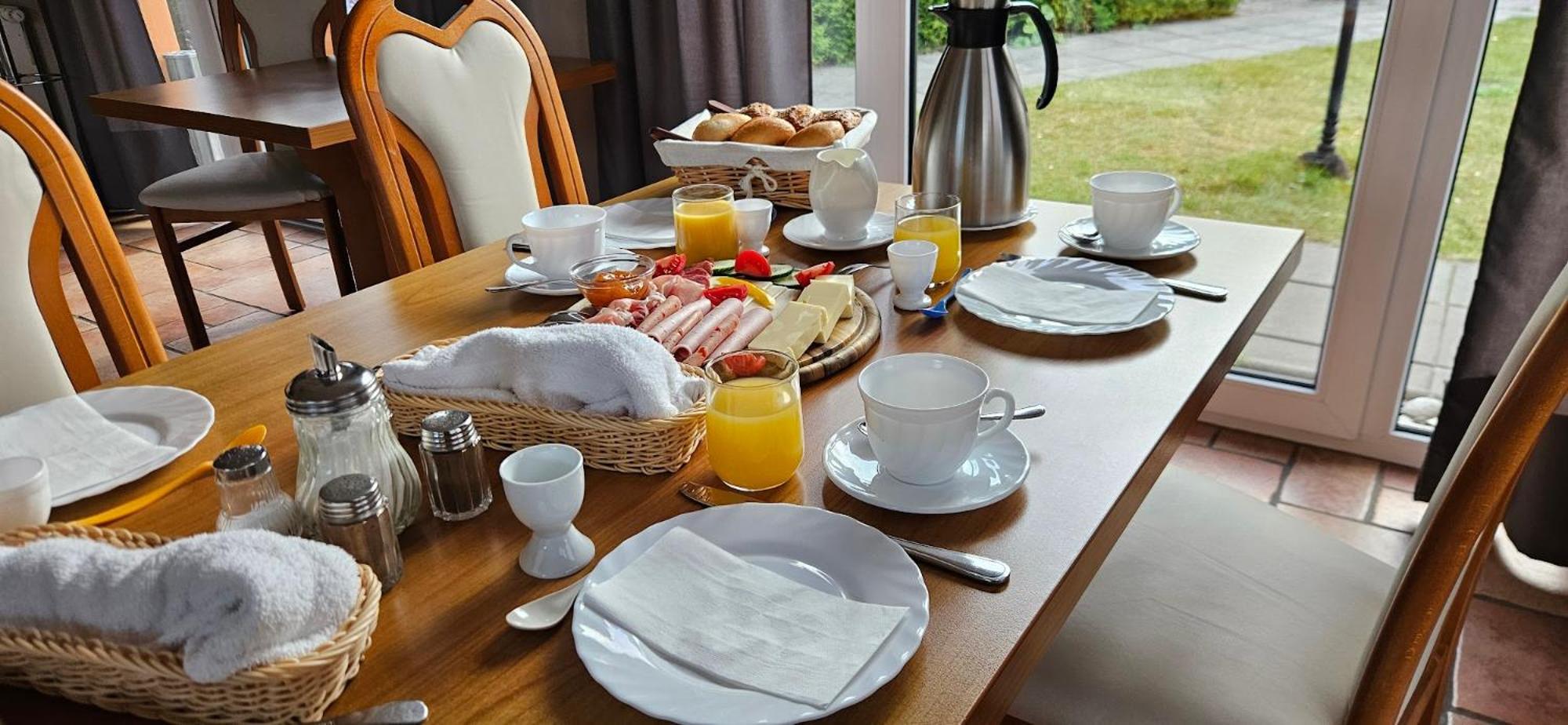 Pension Achterland Mellenthin Екстериор снимка